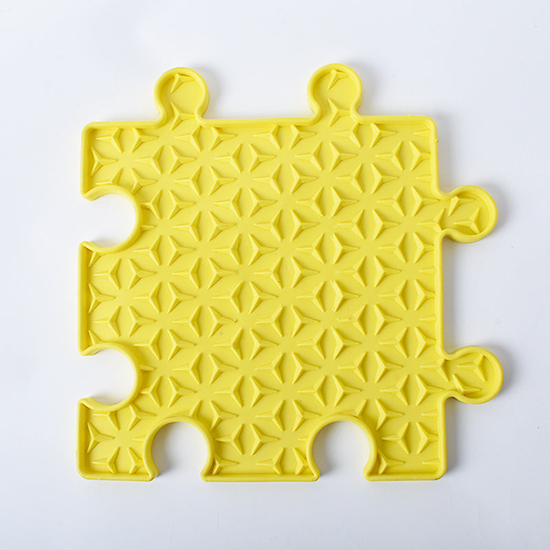 Slow Feeder Treat Snack Mat — textured silicone snack mat for enrichment feeding